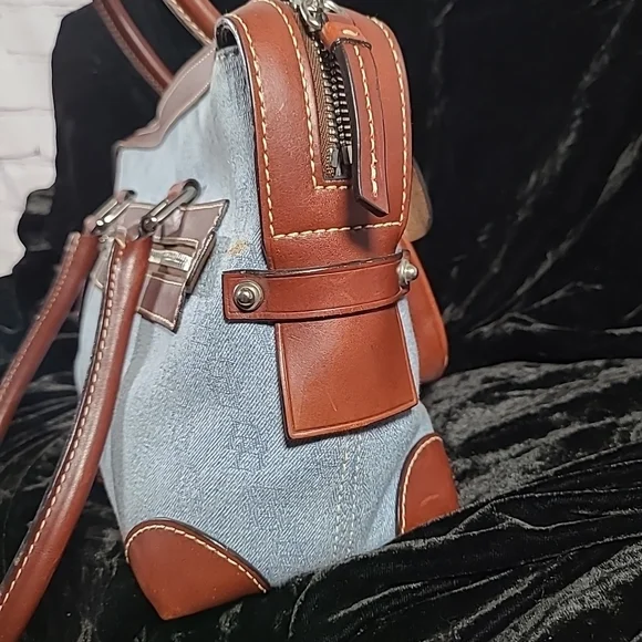 FINAL DISCOUNT Denim and Leather Handbag - Picture 4 of 11